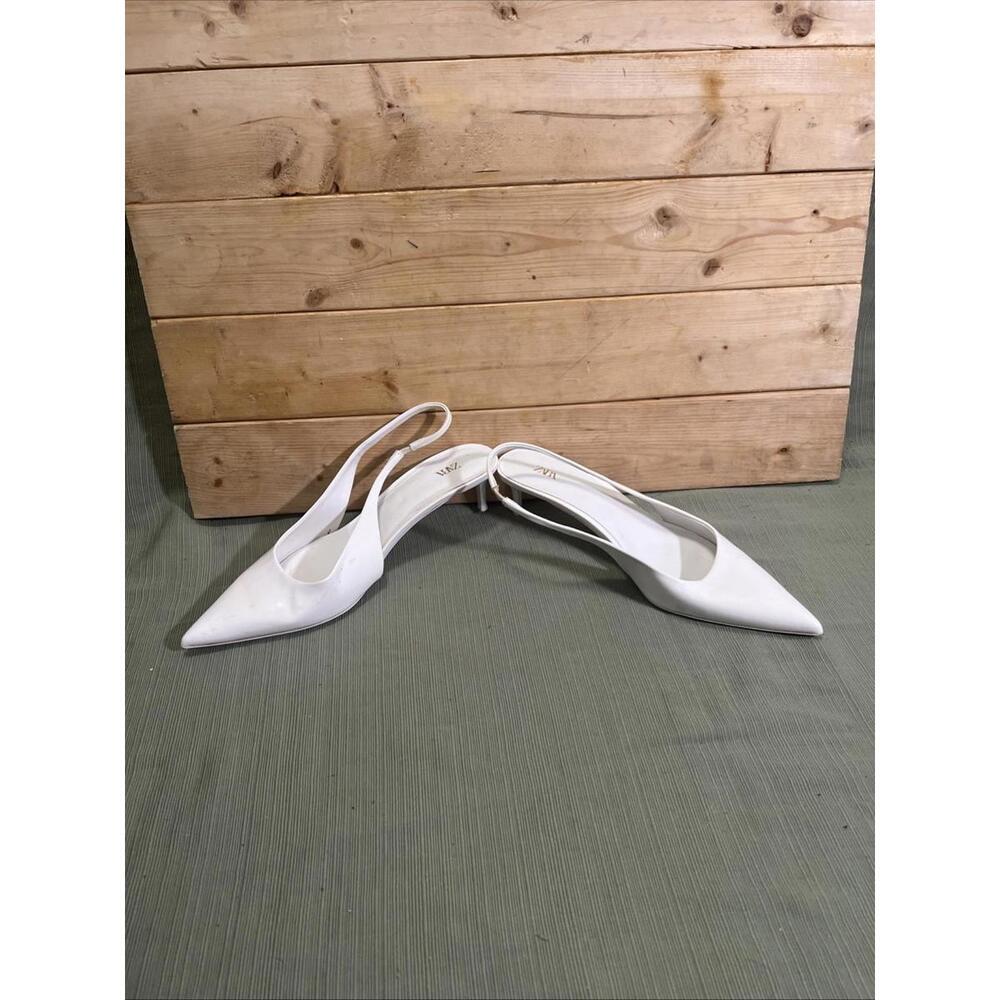ZARA White Patent Leather 2” Slingback Kitten Heels Pointed Closed Toe Sz 41 10 - Picture 2 of 8